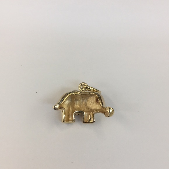 Beautiful 14k Yellow Gold Elephant 🐘 Charm - Picture 2 of 5